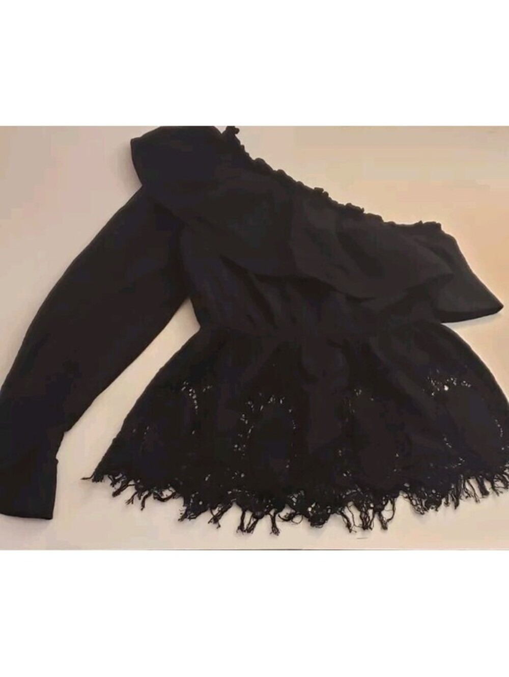 BCBGMAXAZRIA Black Ruffle Sleeve Shirt One Shoulder Womens Small Crocket Trim